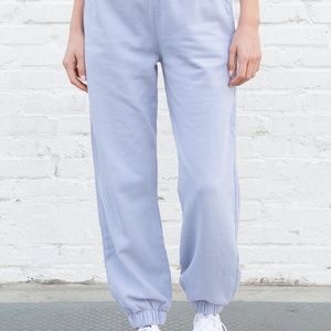 Brandy Melville US -ROSA SWEATPANTS